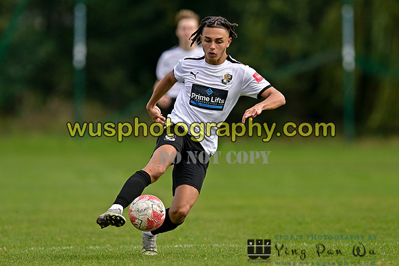 20241012-133222A Welling United Academy Boys U16 Reds v Dartford FC Boys U16