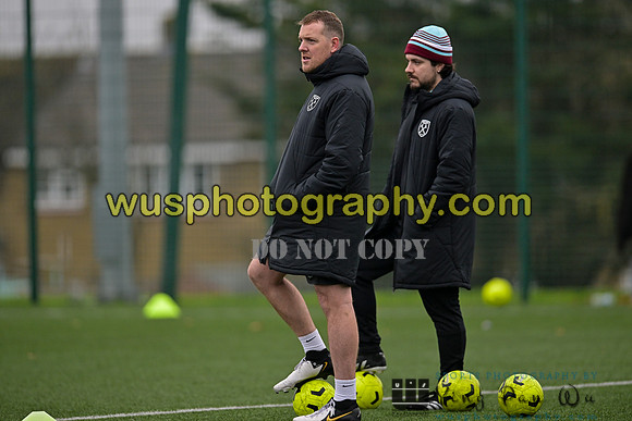 20241130-095350 West Ham United Warriors Girls U14 v Fareham Town Youth FC Girls U14