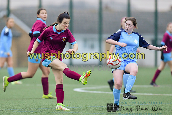 20220115-152036A West Ham United Performance Girls U16 v London City Lionesses U16
