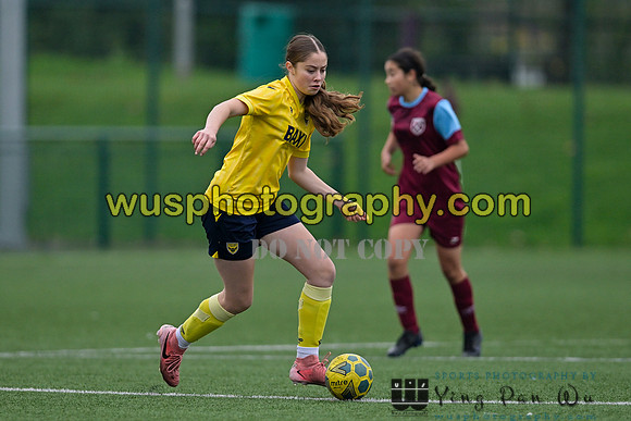 20241109-102839 West Ham United Performance Claret Girls U14 v Oxford United Girls U14