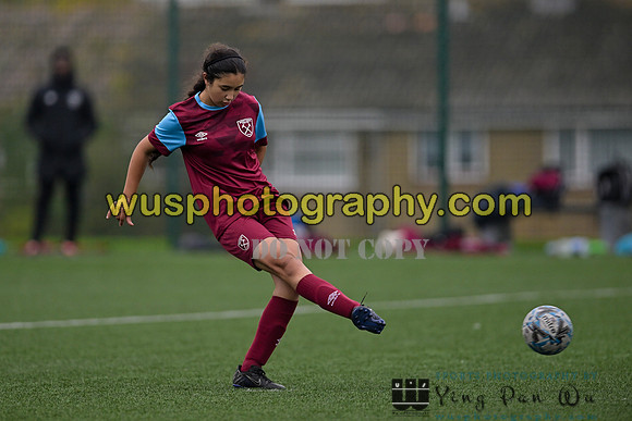 20241109-115539A West Ham United Performance Claret Girls U14 v Oxford United Girls U14