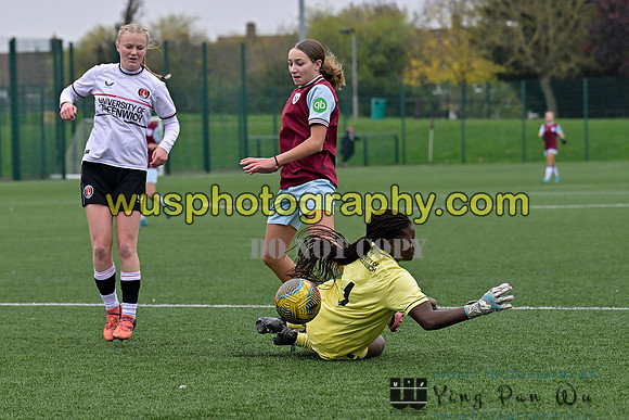 20241109-134009B West Ham United Warriors Girls U16 v Charlton Athletic Academy Girls U16