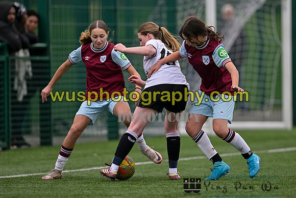 20241109-132749 West Ham United Warriors Girls U16 v Charlton Athletic Academy Girls U16