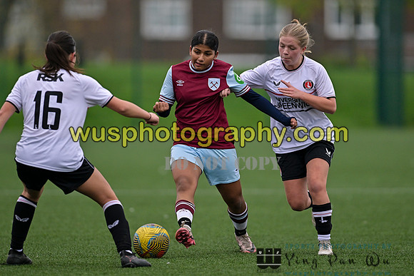 20241109-131204 West Ham United Warriors Girls U16 v Charlton Athletic Academy Girls U16