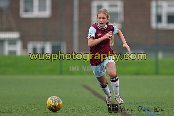 20241109-133611A West Ham United Warriors Girls U16 v Charlton Athletic Academy Girls U16