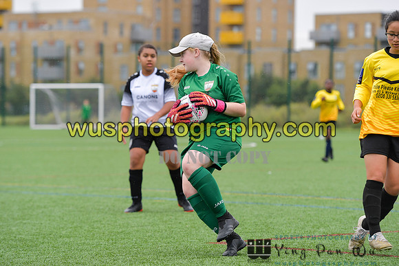20210821-113803 London Bees Academy U14 v Kent Football United Girls U14