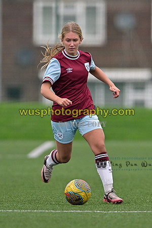 20241109-133233 West Ham United Warriors Girls U16 v Charlton Athletic Academy Girls U16