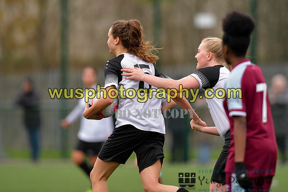20211211-120552 West Ham United Academy Girls U16 v London Bees Academy U16