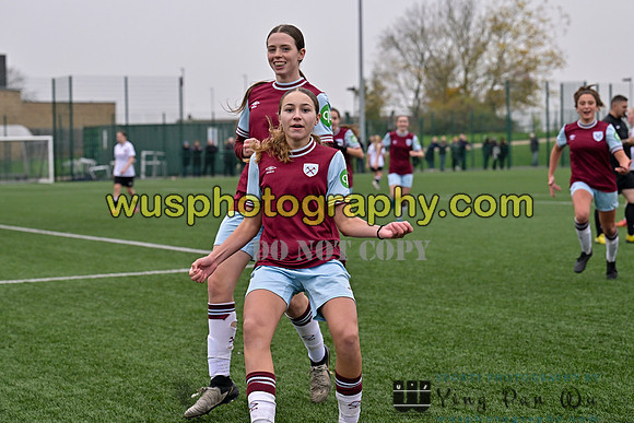 20241109-134058 West Ham United Warriors Girls U16 v Charlton Athletic Academy Girls U16