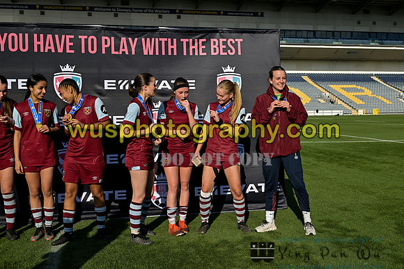 20240420-174939 West Ham United Academy Girls U16 v Oxford United Women U16