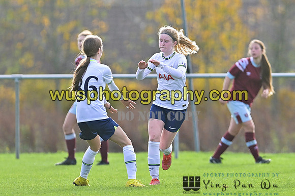 20221119-105425 Tottenham Hotspur Women FC Academy U15 v West Ham United Academy Girls U15