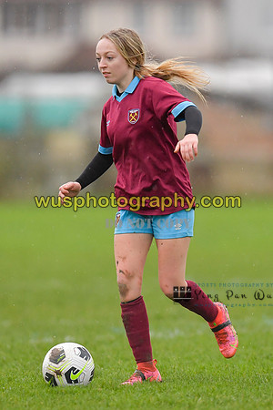 20220108-100655A Tottenham Hotspur Women FC JTP U15 v West Ham United Performance Girls U16