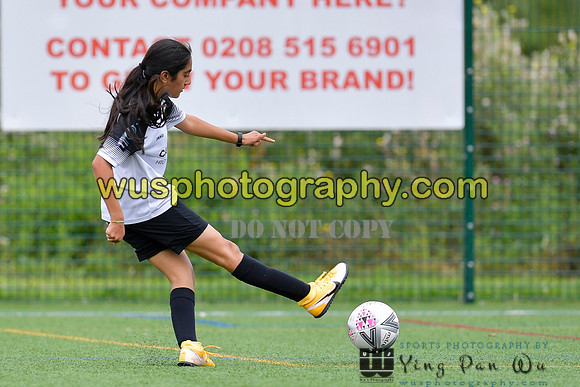 20210821-111140 London Bees Academy U14 v Kent Football United Girls U14