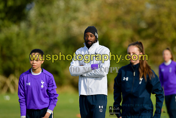 20161002-102130 Tottenham Hotspur Girls U14 v Writtle Minors FC Girls U14