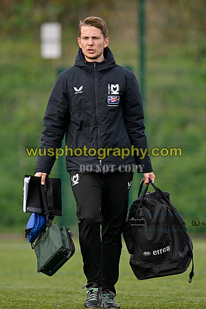 20221126-114717 Grays Athletic FC Girls U14 v MK Dons FC Girls U14