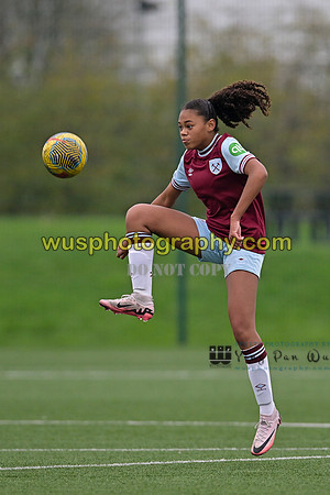 20241109-133847-2 West Ham United Warriors Girls U16 v Charlton Athletic Academy Girls U16