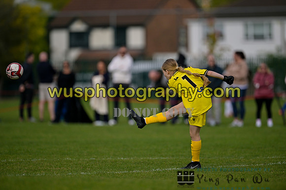 20241005-115911 Welling United Academy Girls U14 v Bromley FC Academy Girls U14