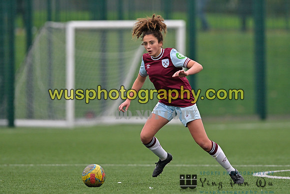 20241109-133815 West Ham United Warriors Girls U16 v Charlton Athletic Academy Girls U16
