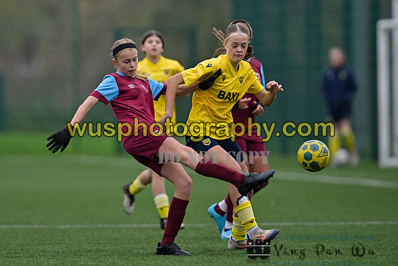 20241109-103001A West Ham United Performance Claret Girls U14 v Oxford United Girls U14