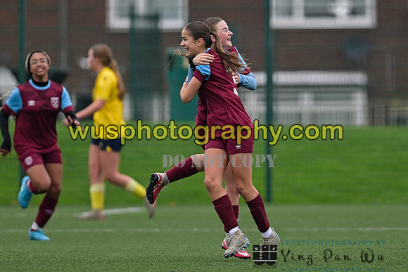 20241109-102546A West Ham United Performance Claret Girls U14 v Oxford United Girls U14