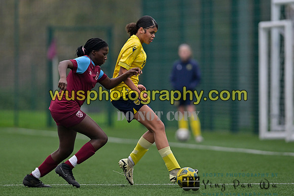 20241109-103342 West Ham United Performance Claret Girls U14 v Oxford United Girls U14