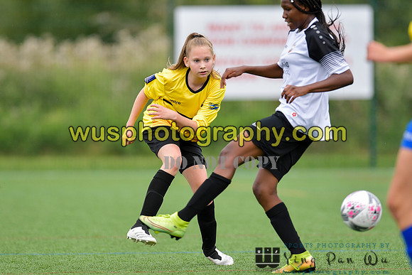 20210821-110724E London Bees Academy U14 v Kent Football United Girls U14