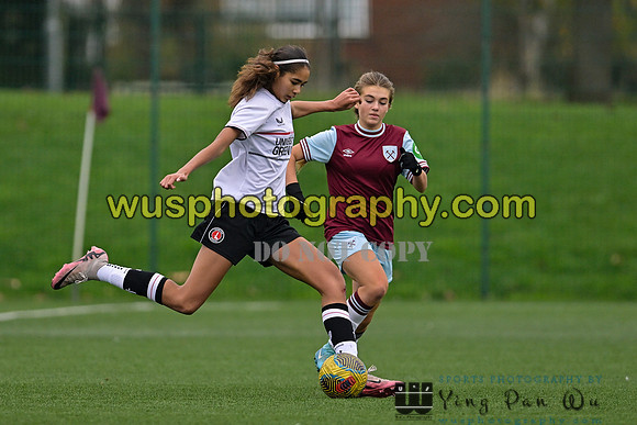 20241109-132547 West Ham United Warriors Girls U16 v Charlton Athletic Academy Girls U16