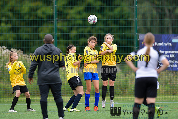 20210821-105633 London Bees Academy U14 v Kent Football United Girls U14