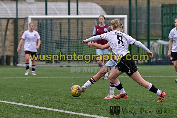 20241109-134332 West Ham United Warriors Girls U16 v Charlton Athletic Academy Girls U16