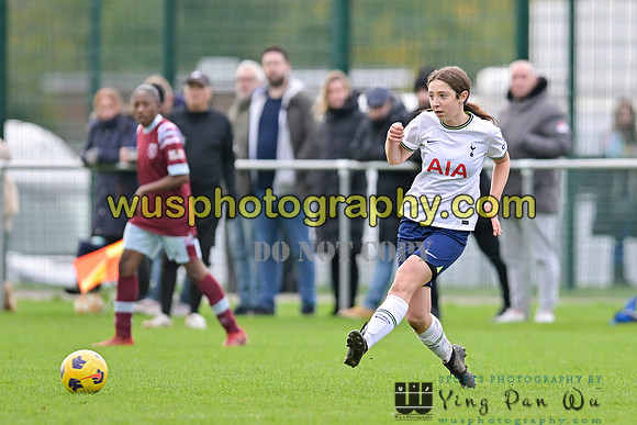 20221119-112843C Tottenham Hotspur Women FC Academy U15 v West Ham United Academy Girls U15