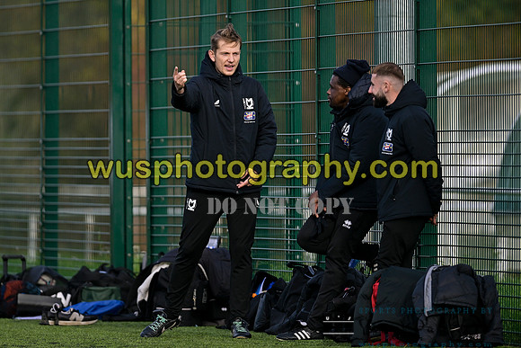20221126-122101 Grays Athletic FC Girls U14 v MK Dons FC Girls U14