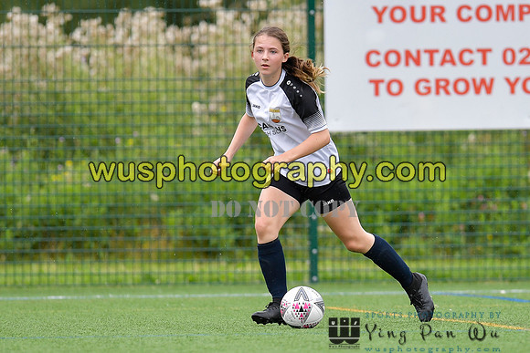 20210821-104736 London Bees Academy U14 v Kent Football United Girls U14