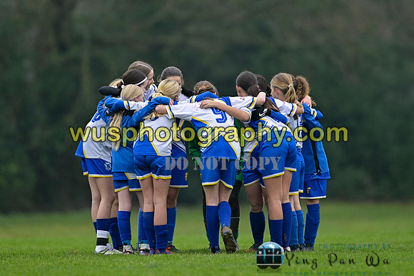 20250118-103121 Haywards Heath Town Youth FC Girls U12 v Whiteley Wanderers FC Girls U12 Kites