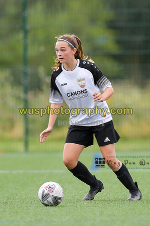 20210821-101430-2 London Bees Academy U14 v Kent Football United Girls U14