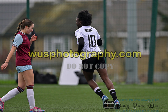 20241109-121908 West Ham United Warriors Girls U16 v Charlton Athletic Academy Girls U16