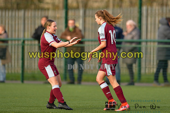 20211211-104410 West Ham United Academy Girls U16 v London Bees Academy U16