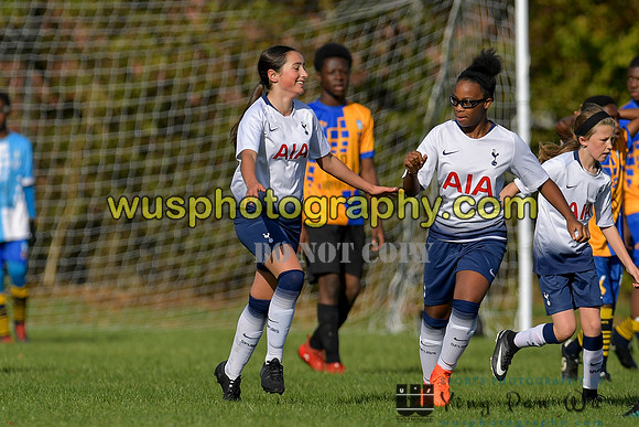 20181007-104202 Tottenham Hotspur Girls U14 v White Star Boys U14