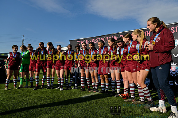 20240420-175011 West Ham United Academy Girls U16 v Oxford United Women U16