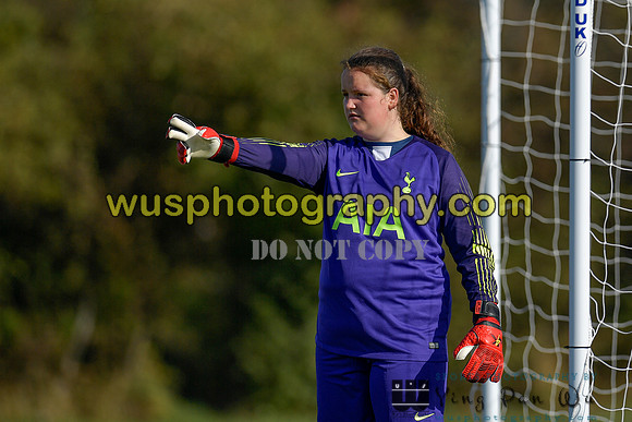 20181007-104325 Tottenham Hotspur Girls U14 v White Star Boys U14